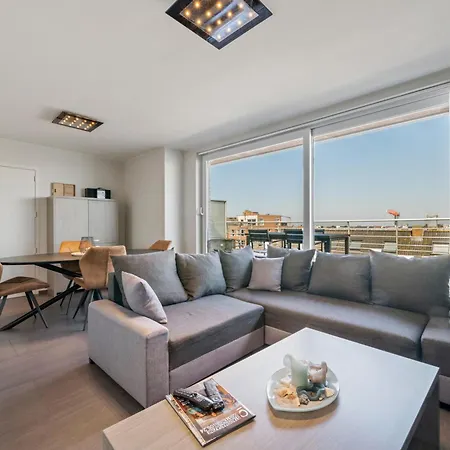 Daire Modern Penthouse With Unique Terraces! *